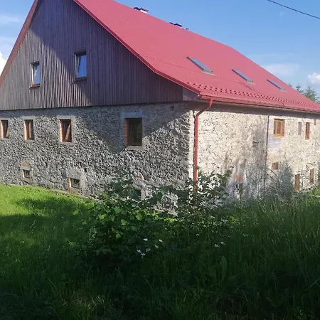 Gosciniec Sliwkowy Sad *