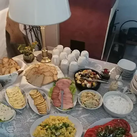 Gosciniec Sliwkowy Sad * Gniewoszow (Lower Silesia)