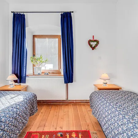 Gosciniec Sliwkowy Sad Farm stay Miedzylesie (Silesia)