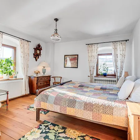 Gosciniec Sliwkowy Sad *