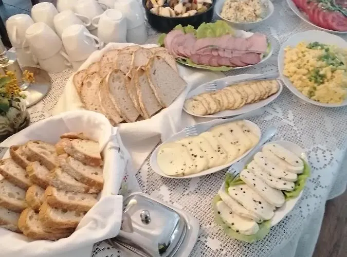 Gosciniec Sliwkowy Sad Gniewoszow (Lower Silesia)