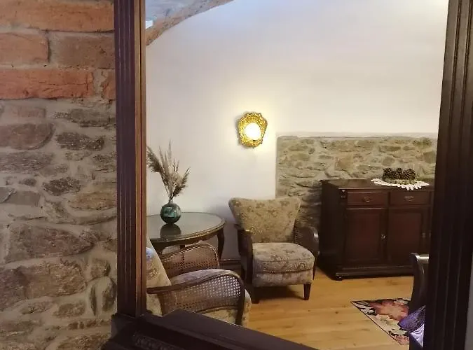 Farm stay Gosciniec Sliwkowy Sad Gniewoszow (Lower Silesia)